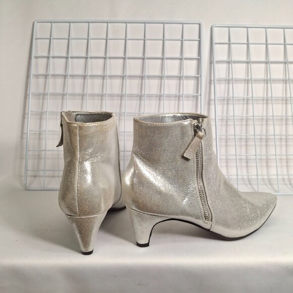 Silver Kitten Heel Pointed Toe Ankle Boot Bootie Metallic Glitter Sz 8 Zipper - Picture 7 of 14